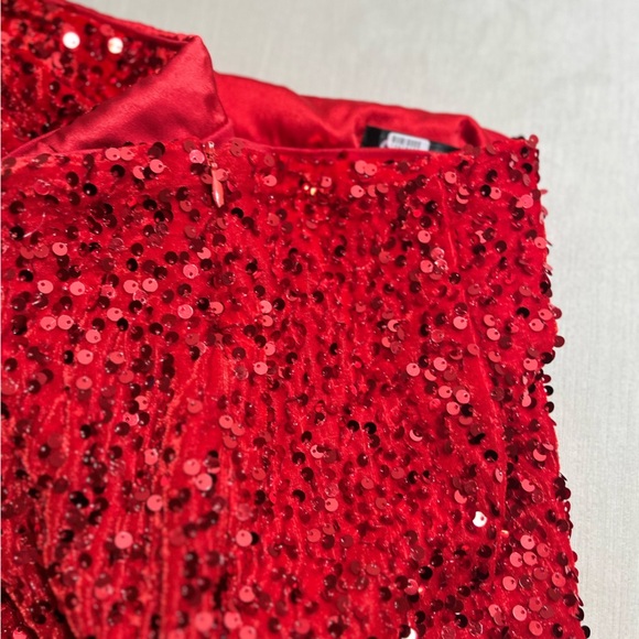 Line & Dot Skirt - Women’s Large Red - Sequins Mini Holiday Sparkle - Picture 5 of 9